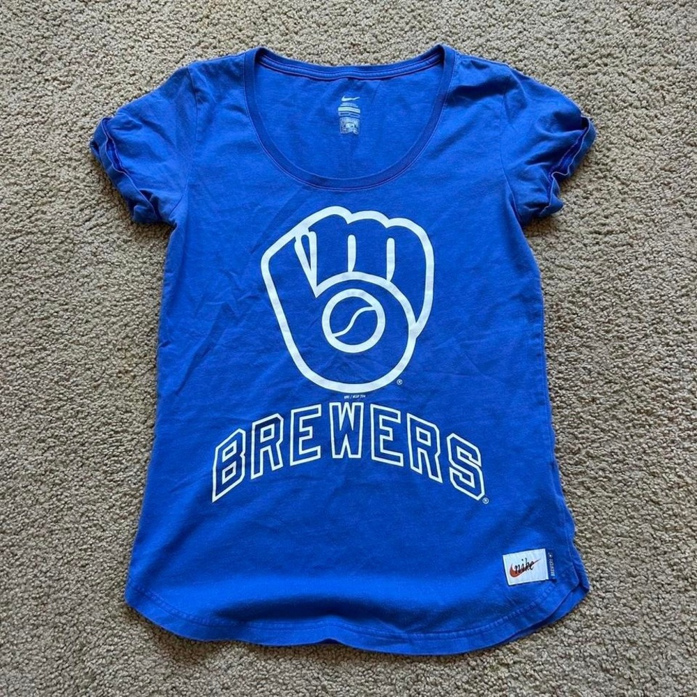 Vintage Blue Nike Milwaukee Brewers t-shirt